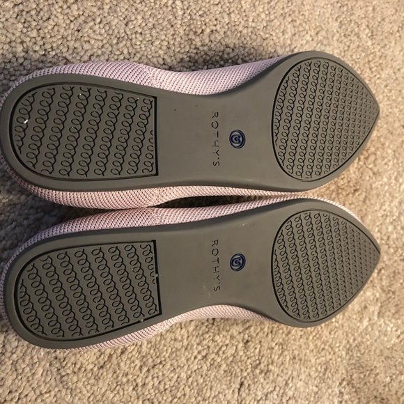 Rothy POINT flat in retired- petal pink
